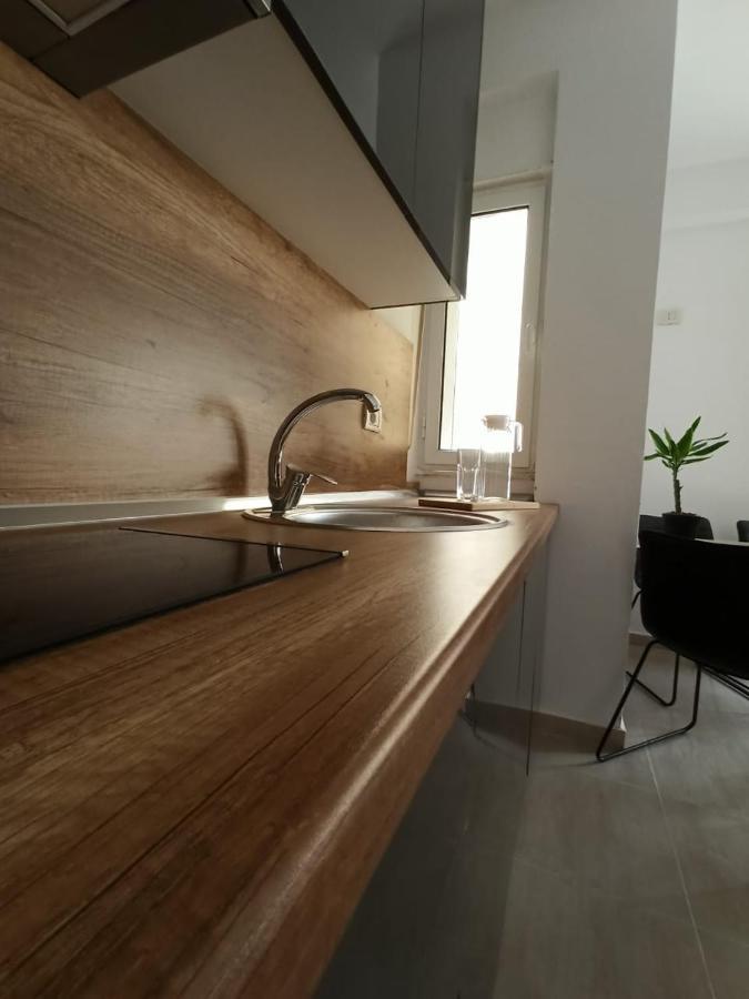 Apartments Hi-Tech ดูร์เรส ภายนอก รูปภาพ